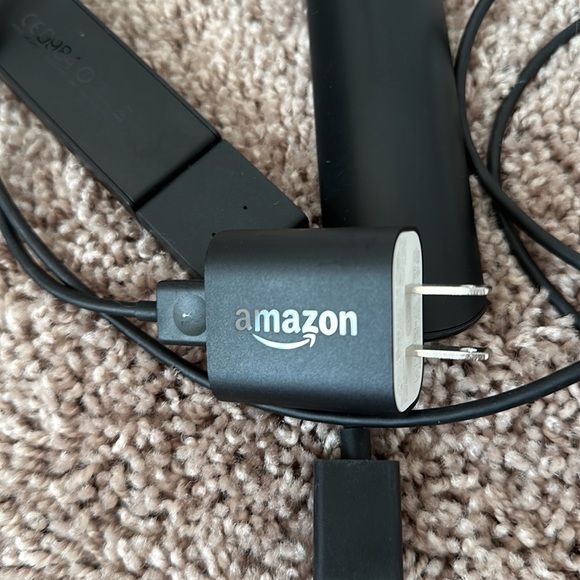 COPY - Amazon Fire TV stick set GUC & Clean remote, cord TV unit model LY73PR - Picture 3 of 3